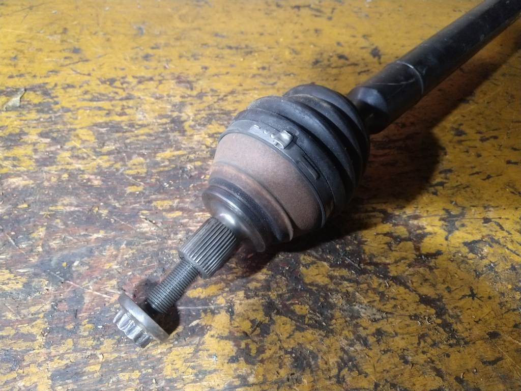 привод Volkswagen Golf