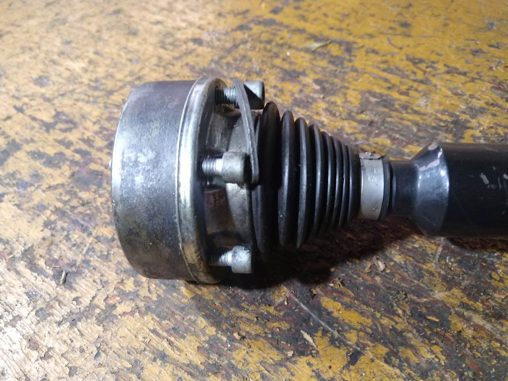 привод Volkswagen Golf