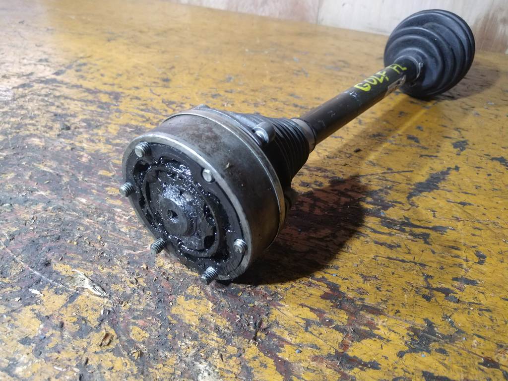 привод Volkswagen Golf