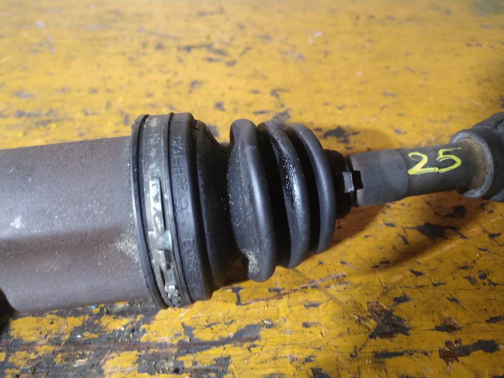 привод Mazda Demio