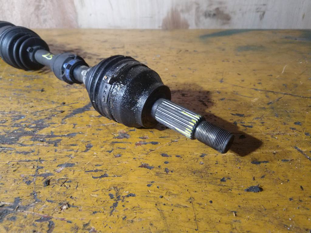 привод Mazda Demio