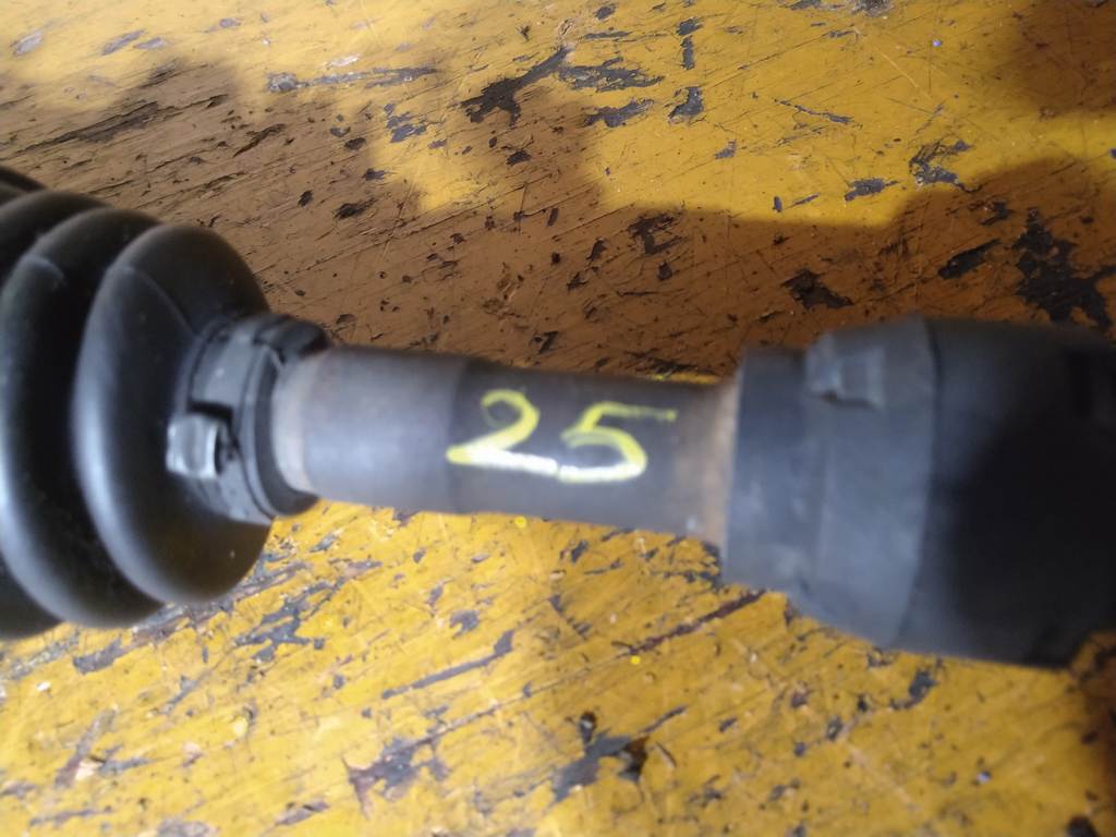 привод Mazda Demio