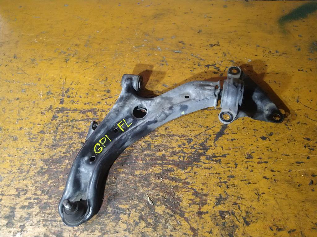 рычаг Honda Fit