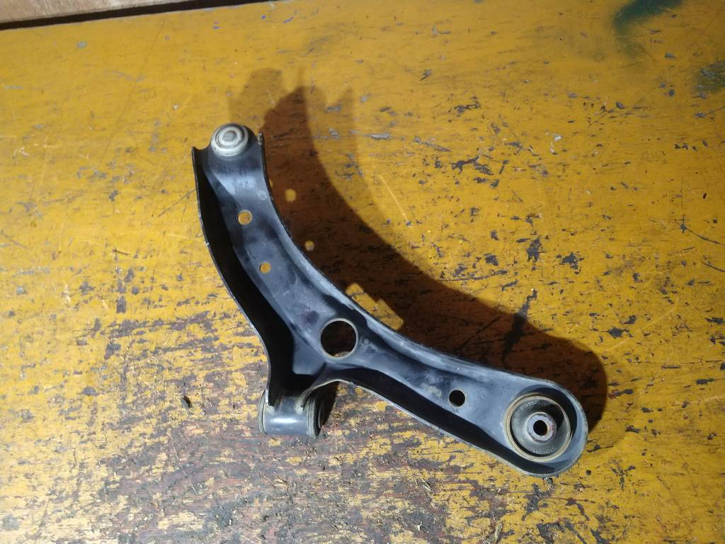 рычаг Suzuki Solio