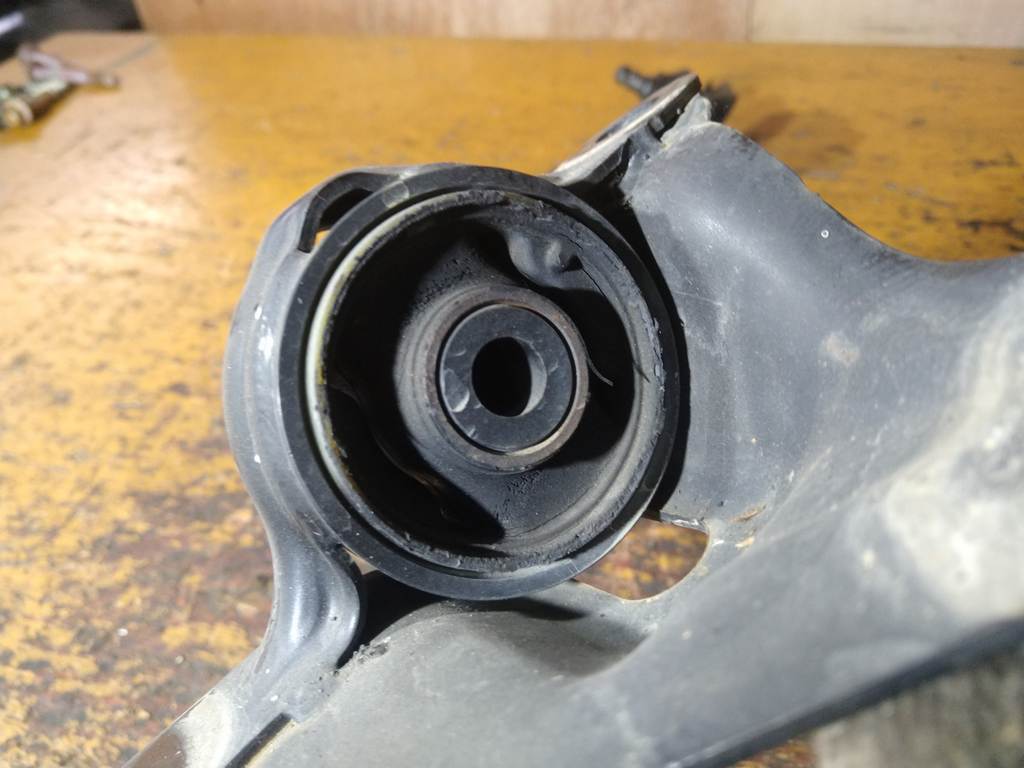 рычаг Honda Freed