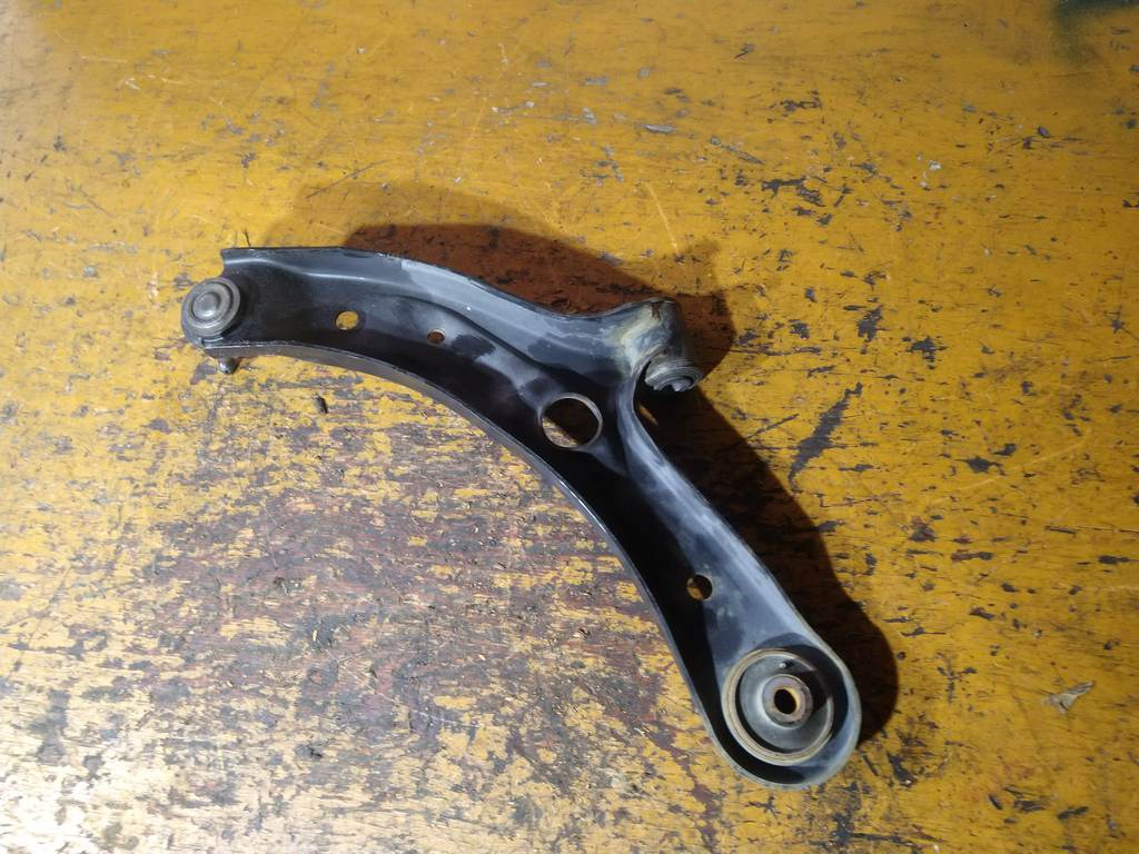 рычаг Suzuki Solio