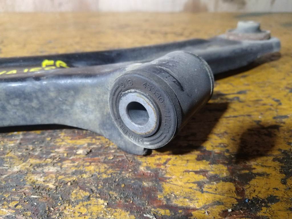 рычаг Suzuki Solio