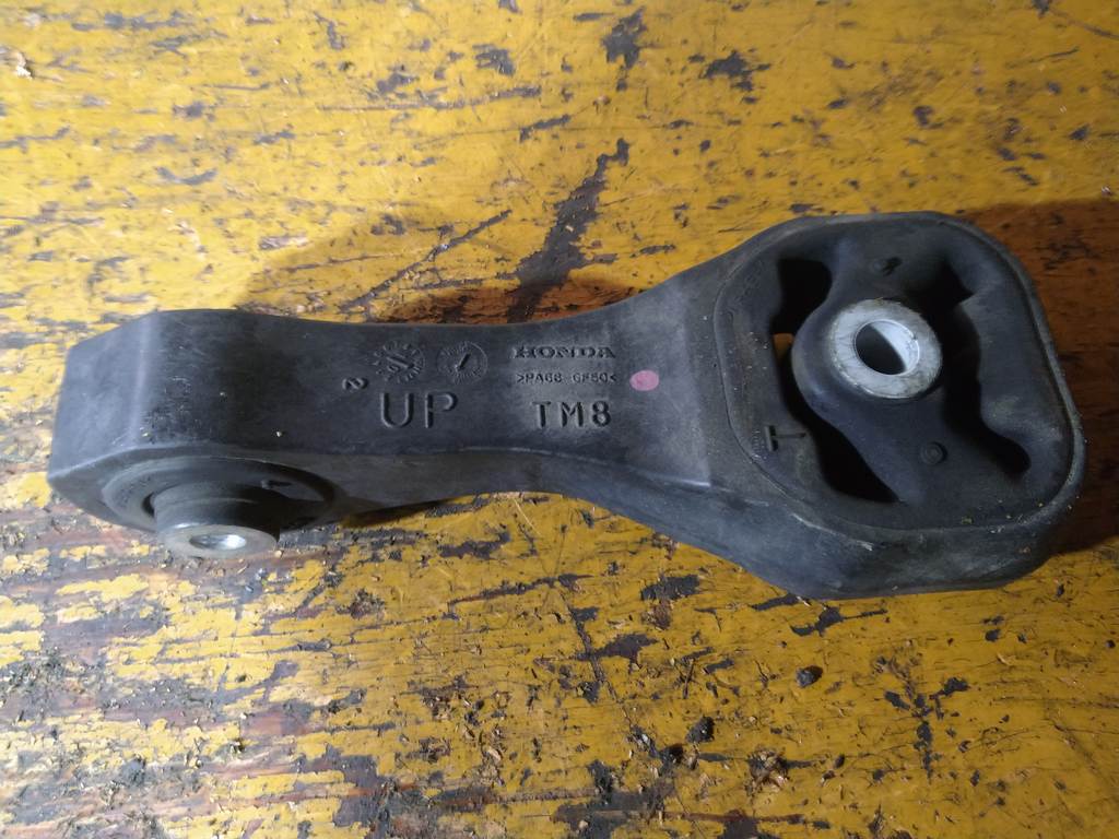 подушка двигателя Honda Fit