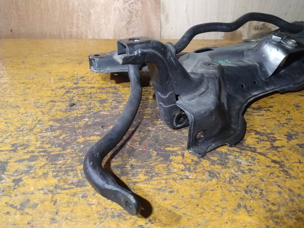 балка Honda Freed