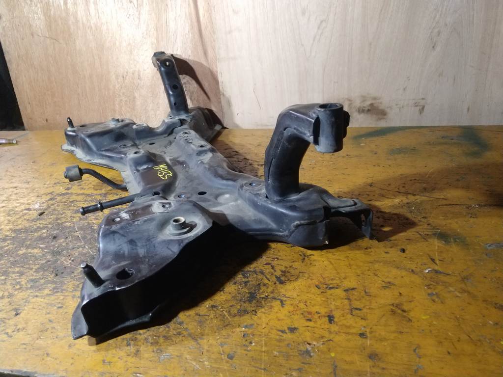 балка Suzuki Solio