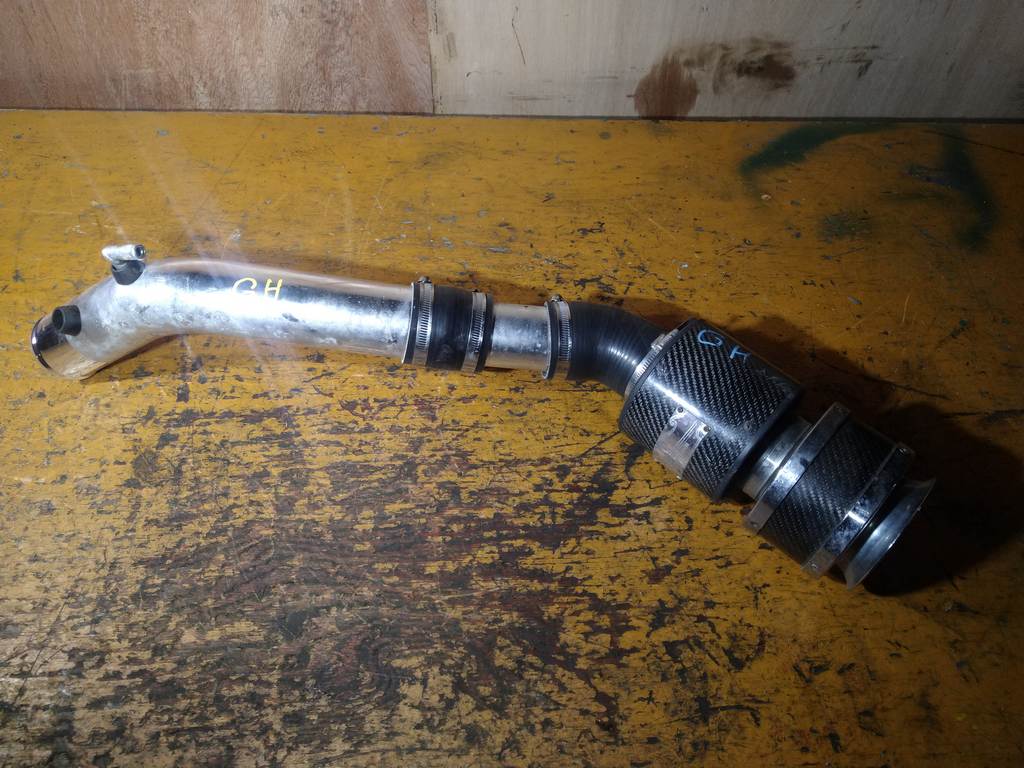 корпус воздушного фильтра Subaru Impreza