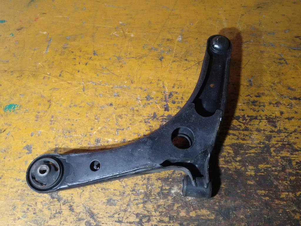 рычаг Mitsubishi Outlander