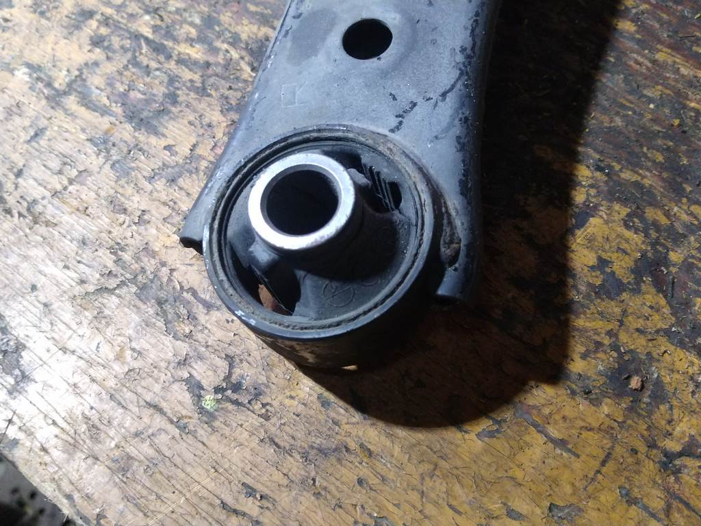 рычаг Subaru Impreza