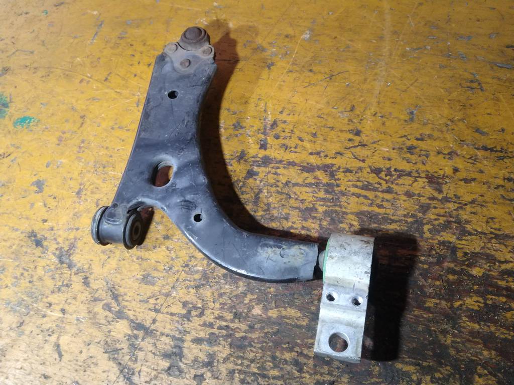 рычаг Mazda Demio