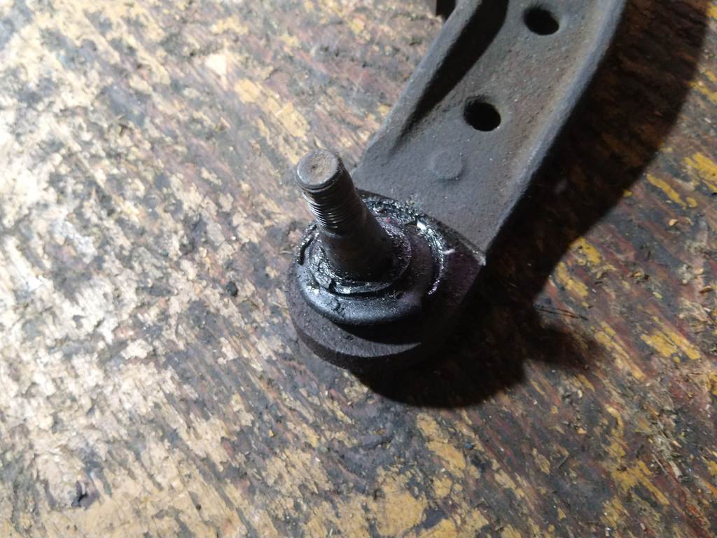 рычаг Nissan Serena