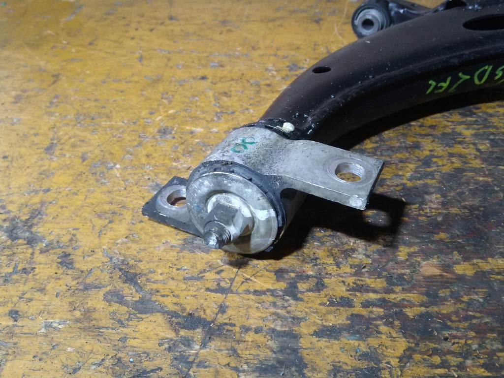 рычаг Subaru Impreza