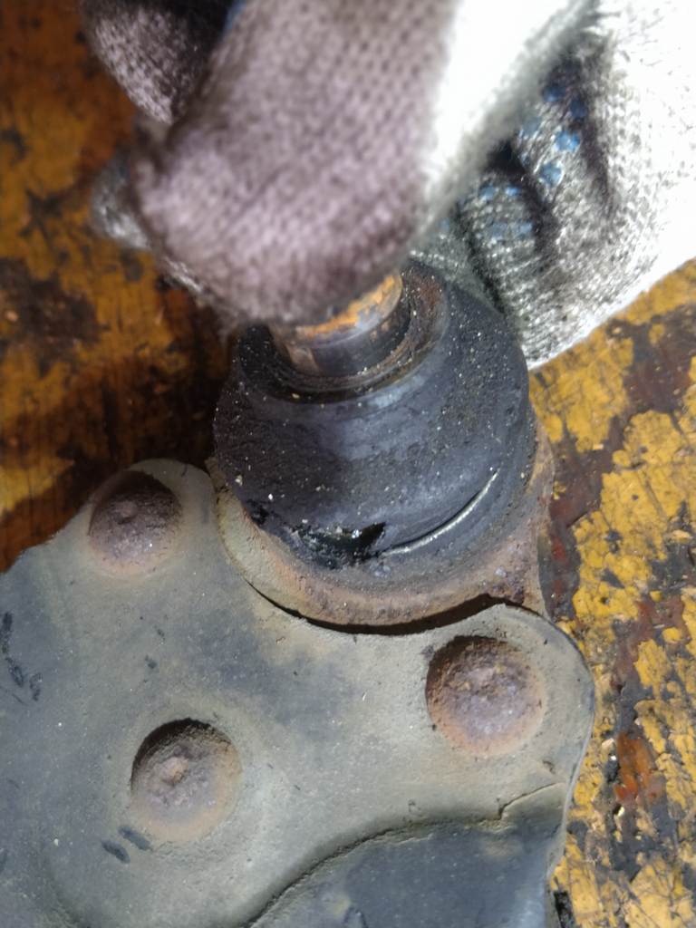 рычаг Mazda Demio