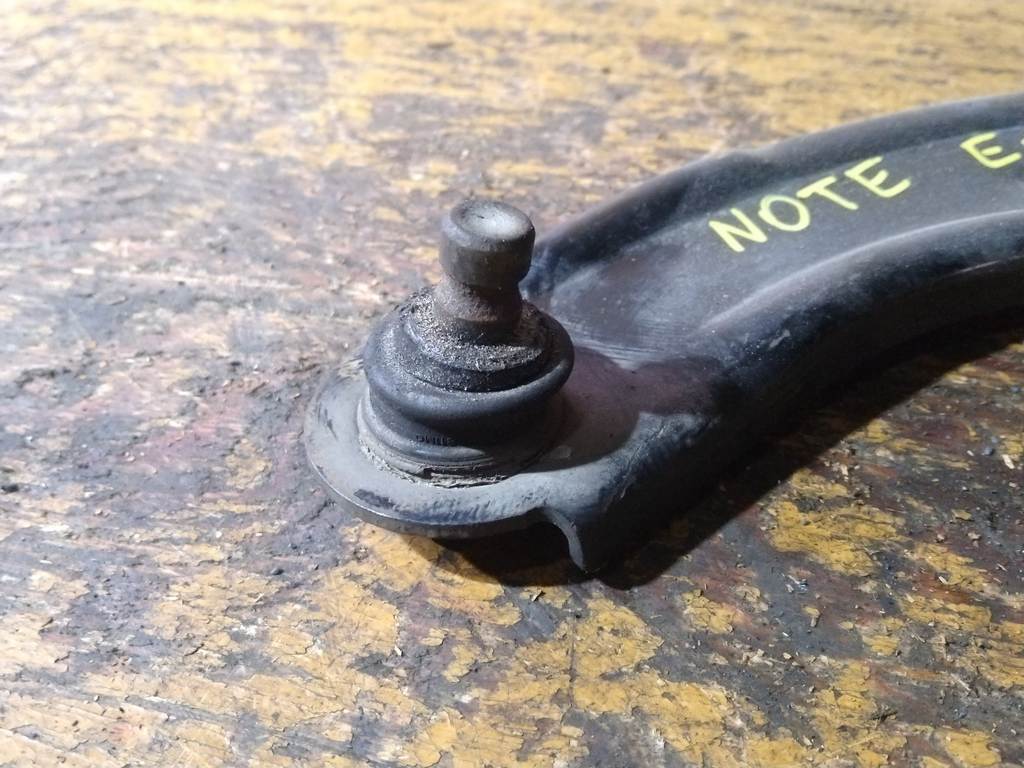 рычаг Nissan Note