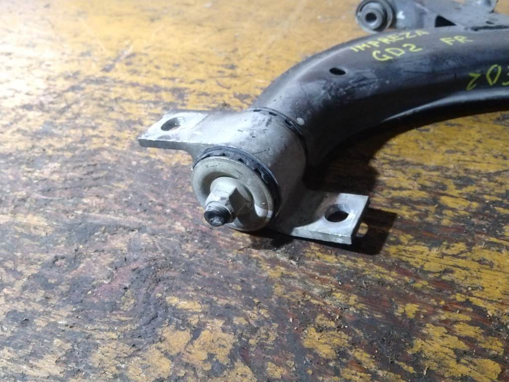 рычаг Subaru Impreza