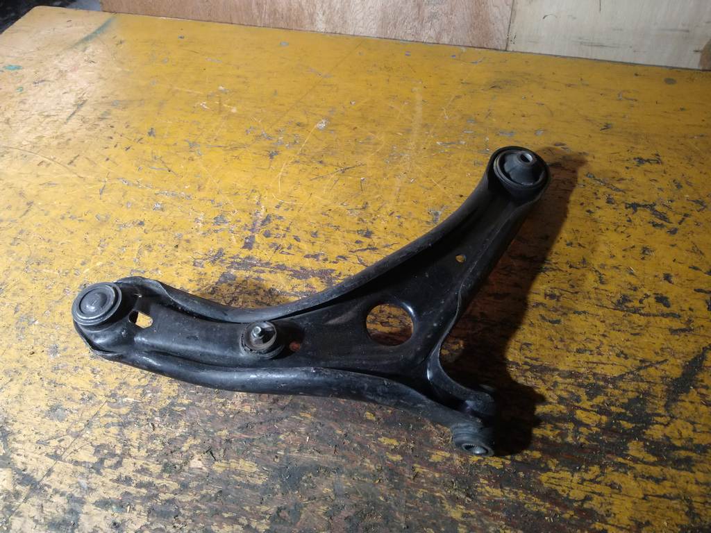 рычаг Toyota Funcargo