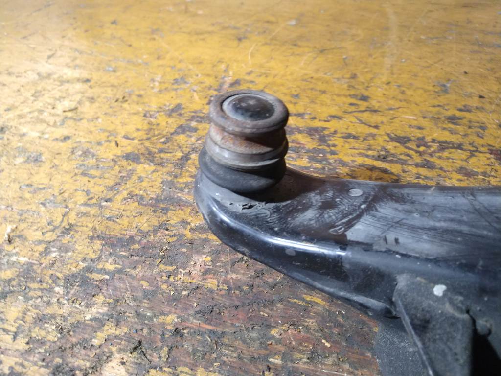 рычаг Subaru Impreza