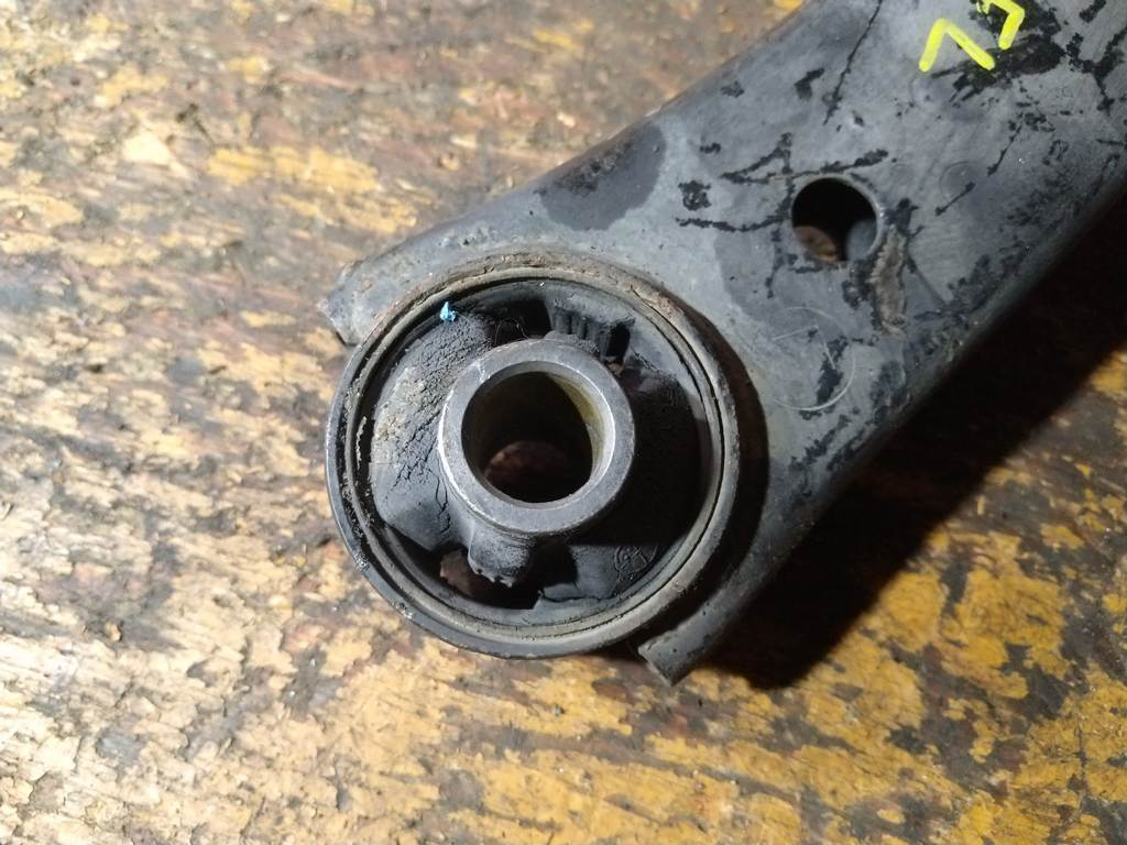 рычаг Subaru Impreza