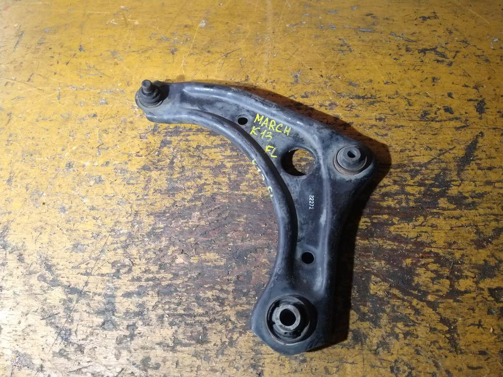 рычаг Nissan March