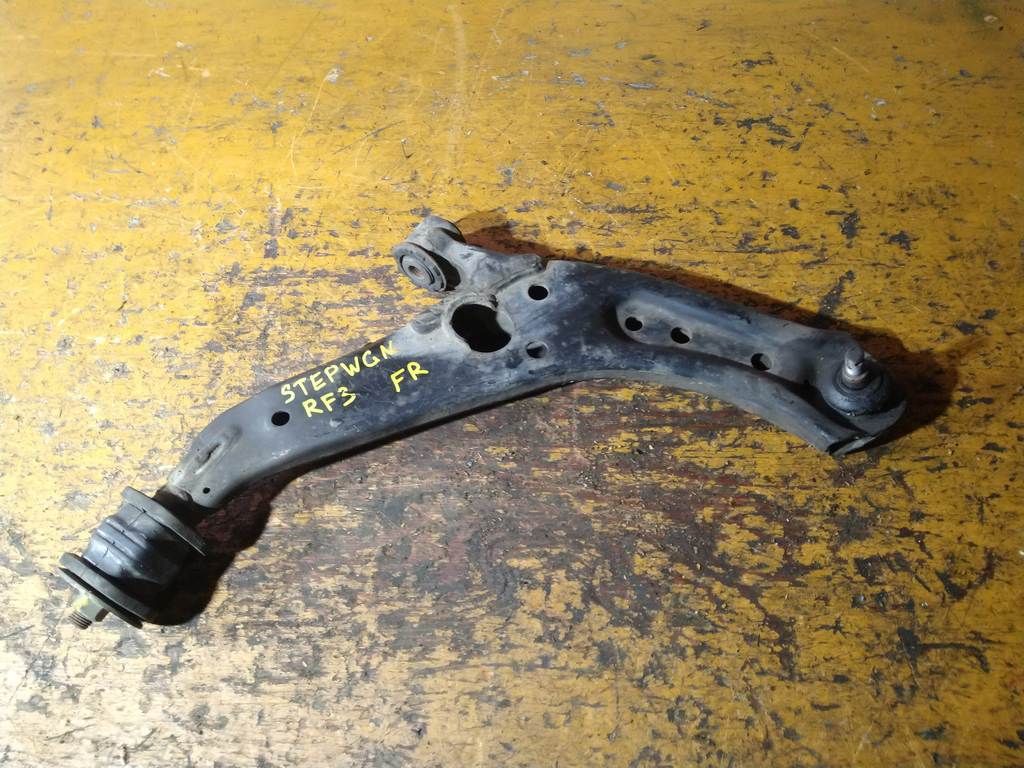 рычаг Honda Stepwgn
