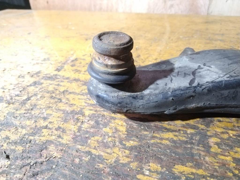 рычаг Subaru Legacy