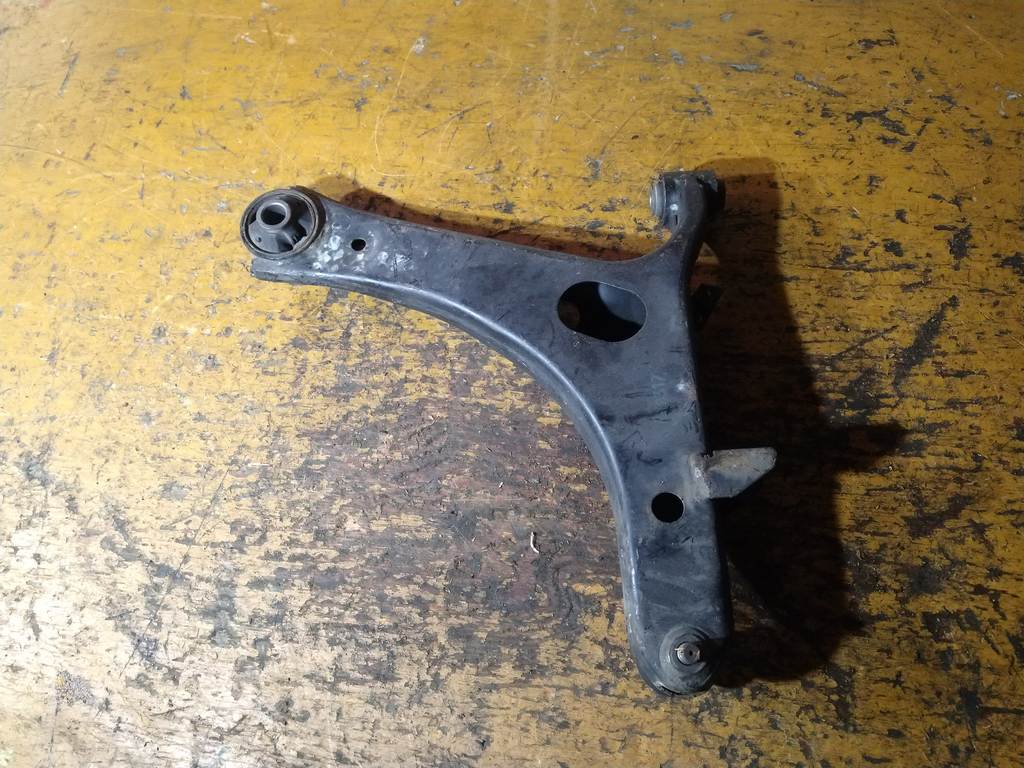 рычаг Subaru Legacy