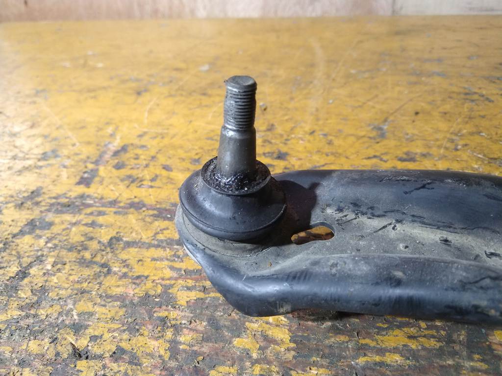 рычаг Toyota Sienta