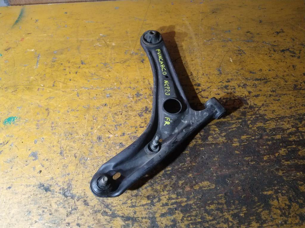 рычаг Toyota Funcargo