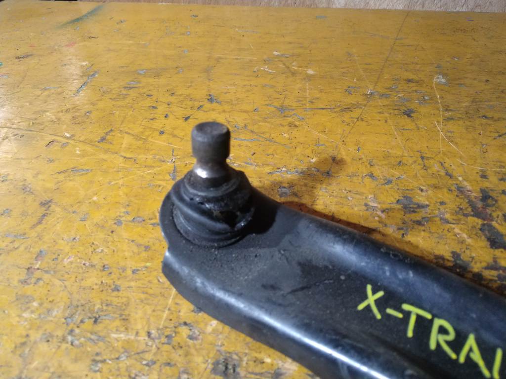 рычаг Nissan X-Trail