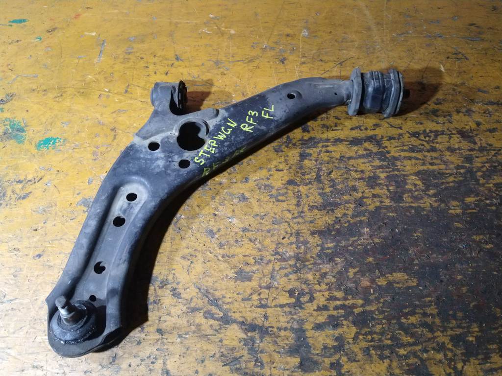 рычаг Honda Stepwgn