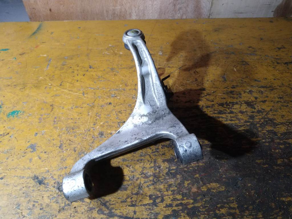 рычаг Nissan Teana