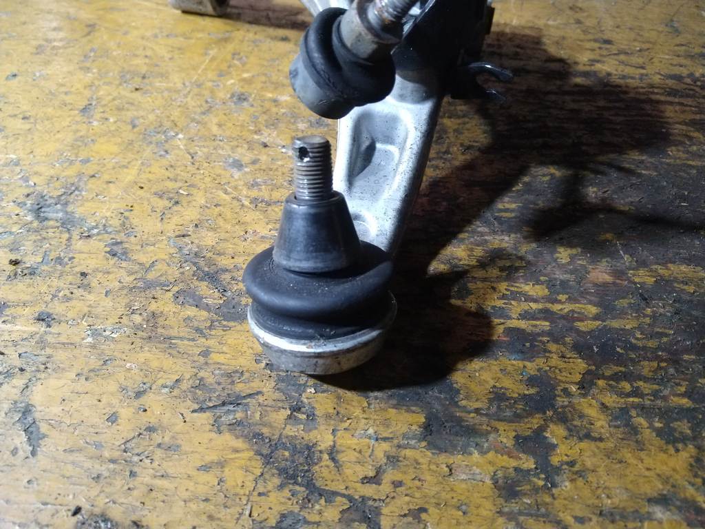 рычаг Nissan Teana