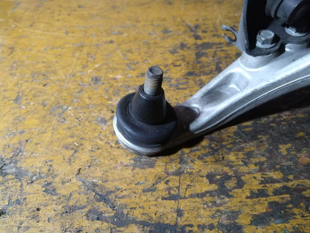 рычаг Nissan Teana