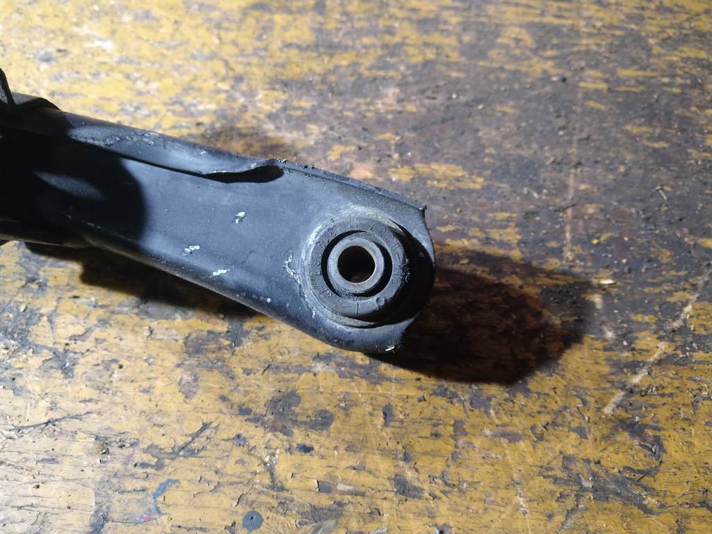 рычаг Mitsubishi Pajero Mini