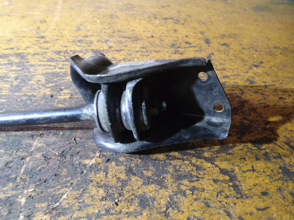 рычаг Mitsubishi Pajero Mini