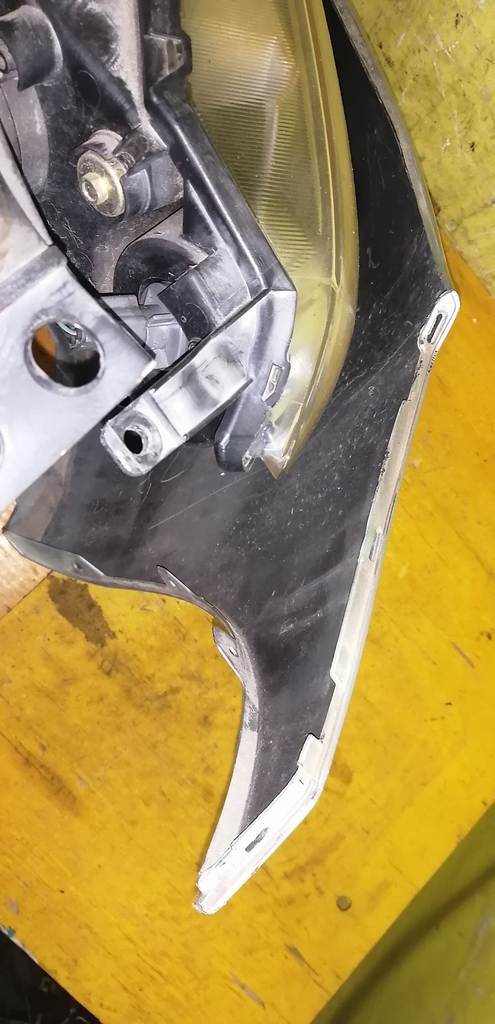 ноускат Mazda Demio