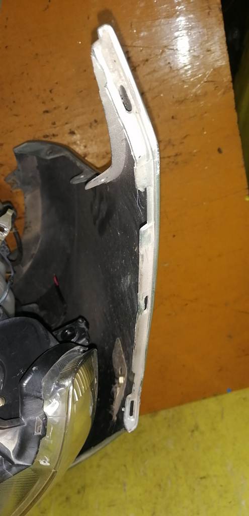 ноускат Mazda Demio