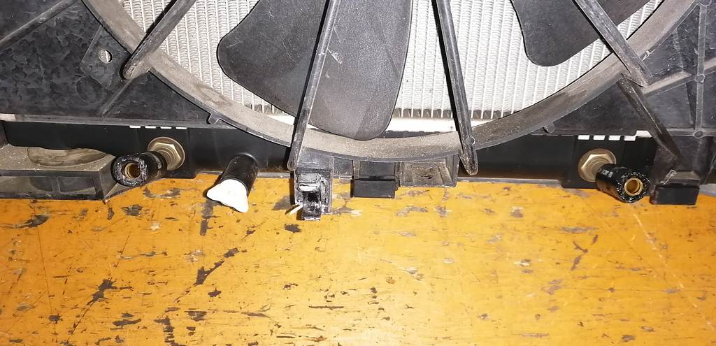 ноускат Mazda Demio