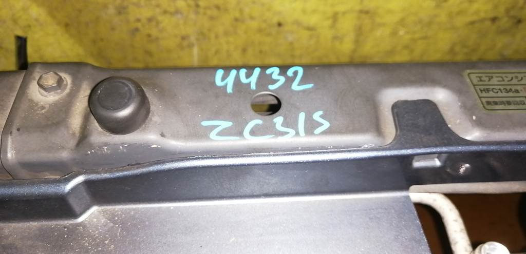 ноускат Suzuki Swift