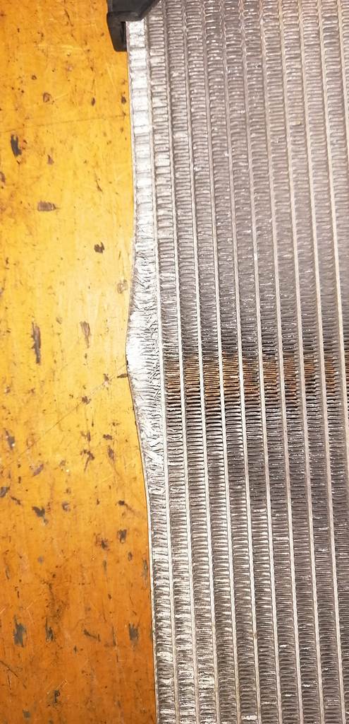 радиатор кондиционера Mitsubishi Outlander