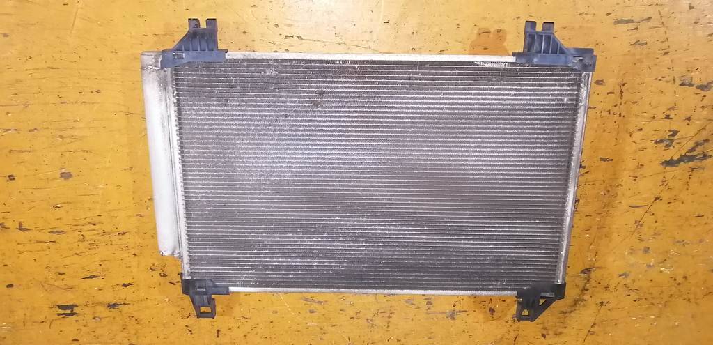 радиатор кондиционера Toyota Vitz