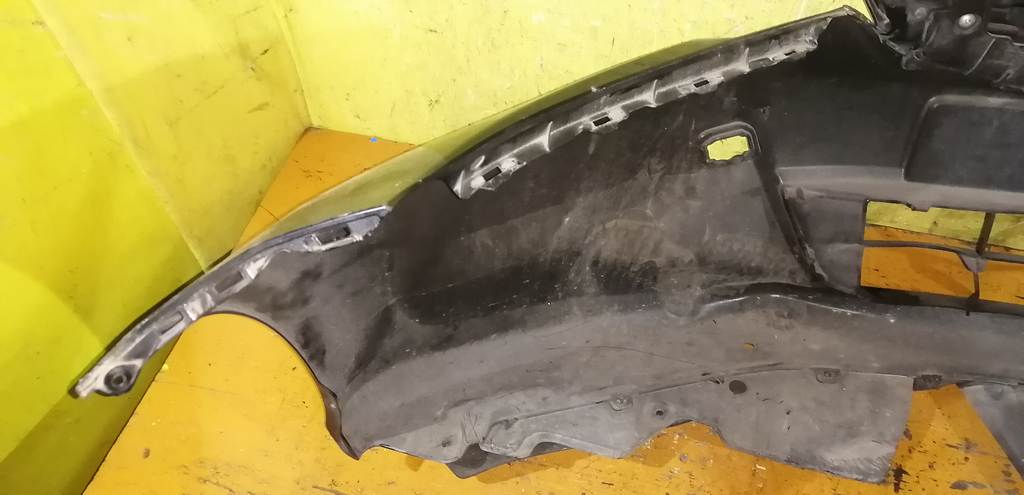 бампер Honda Fit