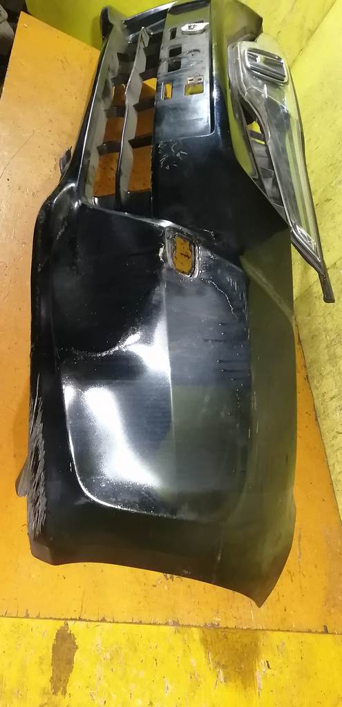 бампер Honda Fit