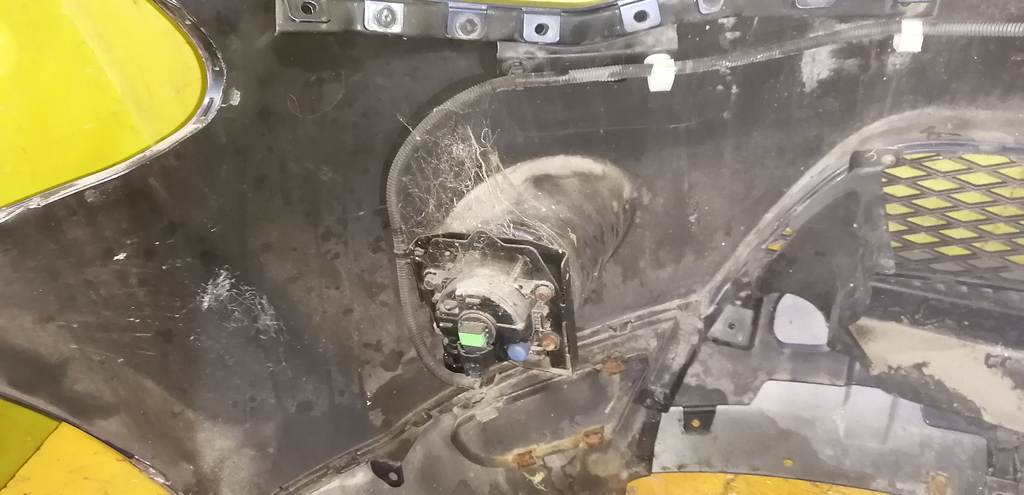 бампер Mitsubishi Outlander