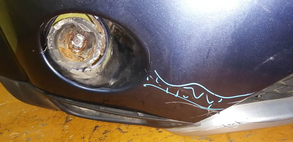 бампер Mitsubishi Outlander