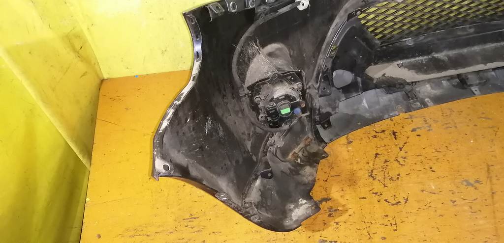 бампер Mitsubishi Outlander